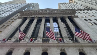 Wall Street Euphoria Rises as Crypto Markets Stay Flat